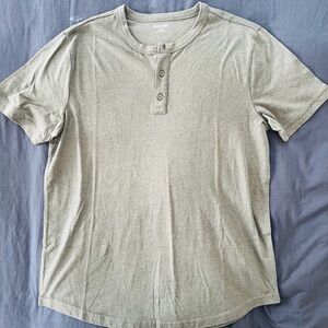 Men’s Old Navyy size Medium Button Shirt